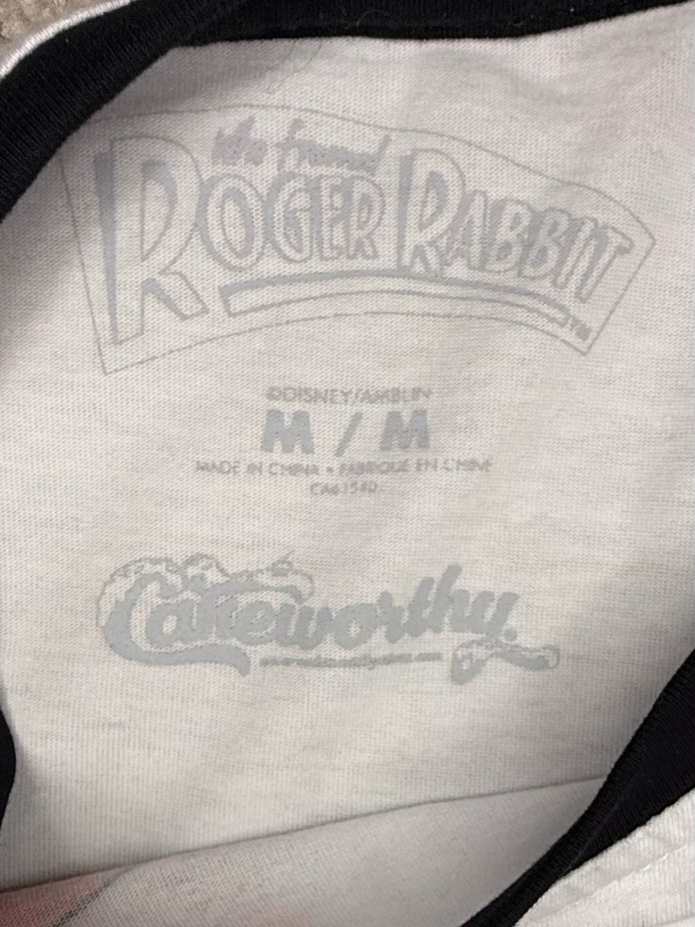 Who Framed Roger Rabbit Jessica Rabbit Graphic Raglan Tee - - Picture 6 of 6